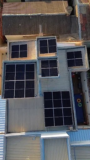 Imagem ilustrativa de painéis fotovoltaicos