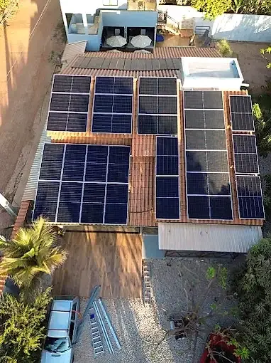 Imagem ilustrativa de projeto solar
